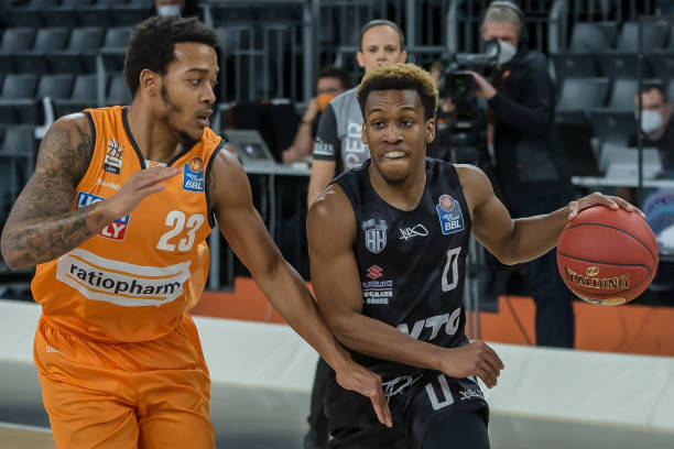 强调了双方 强调了双方